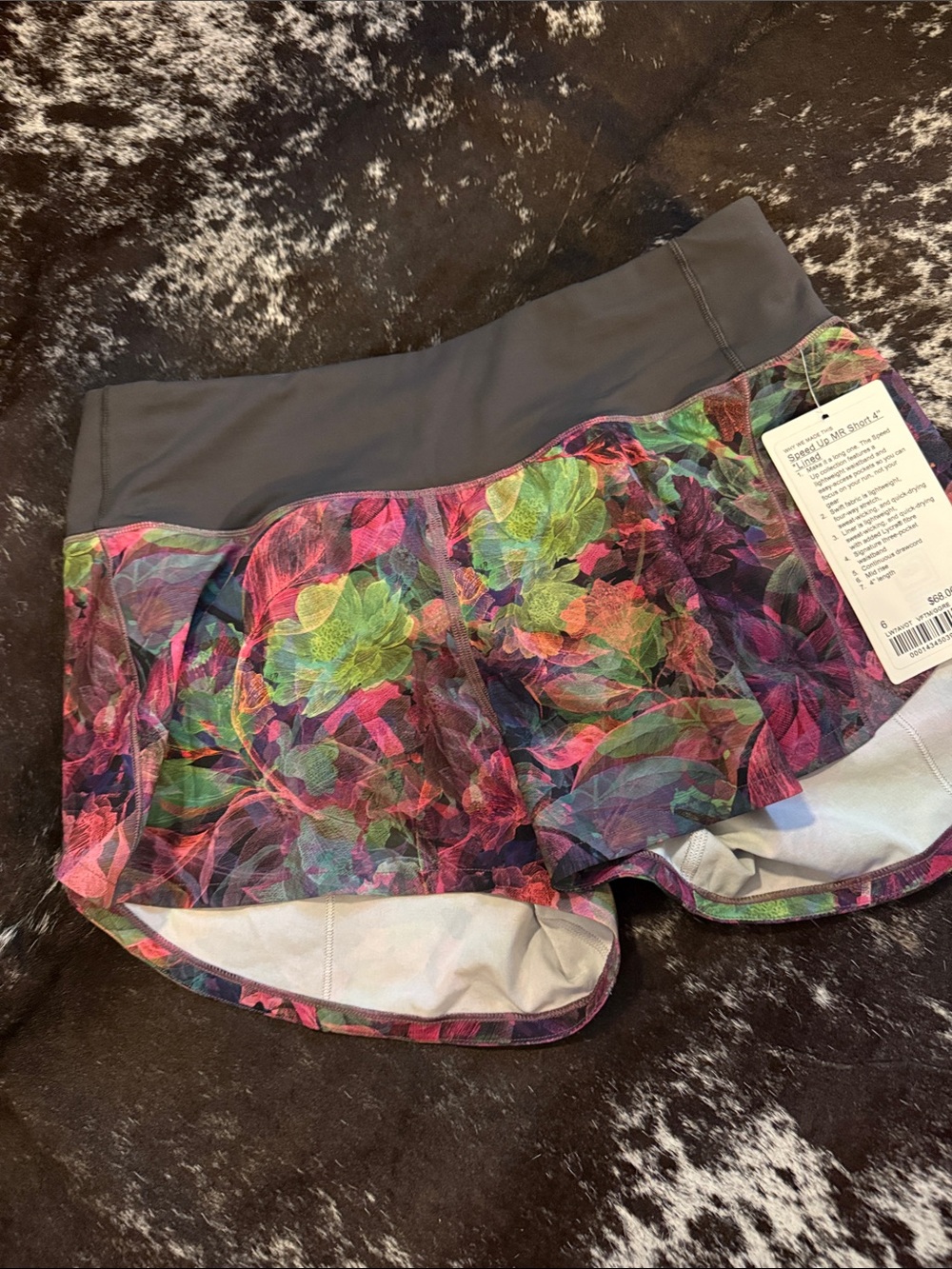 lululemon athletica Speed Up MR Short 4" - Floral Multi